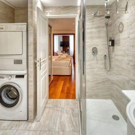 50m Palais & Croisette * Cannes